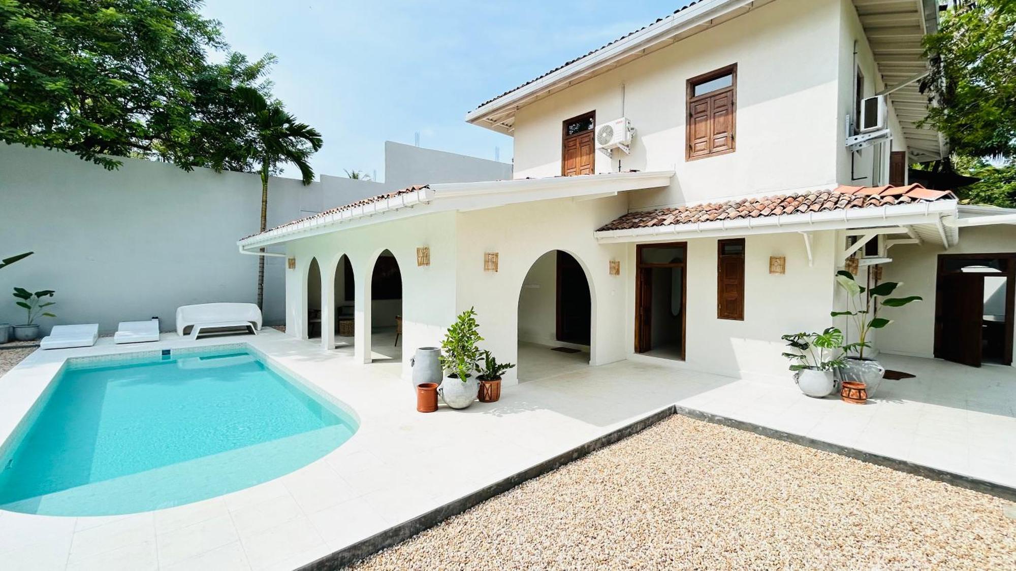 K1 By Ceilao Villas 阿杭格默 外观 照片